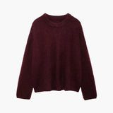 Blød striktrøje med løs pasform og tidløst design