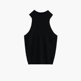 Ærmeløs striktop med høj hals og elegant pasform