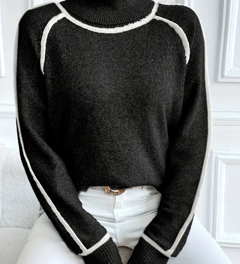 Striktrøje med høj hals og kontrastdetaljer