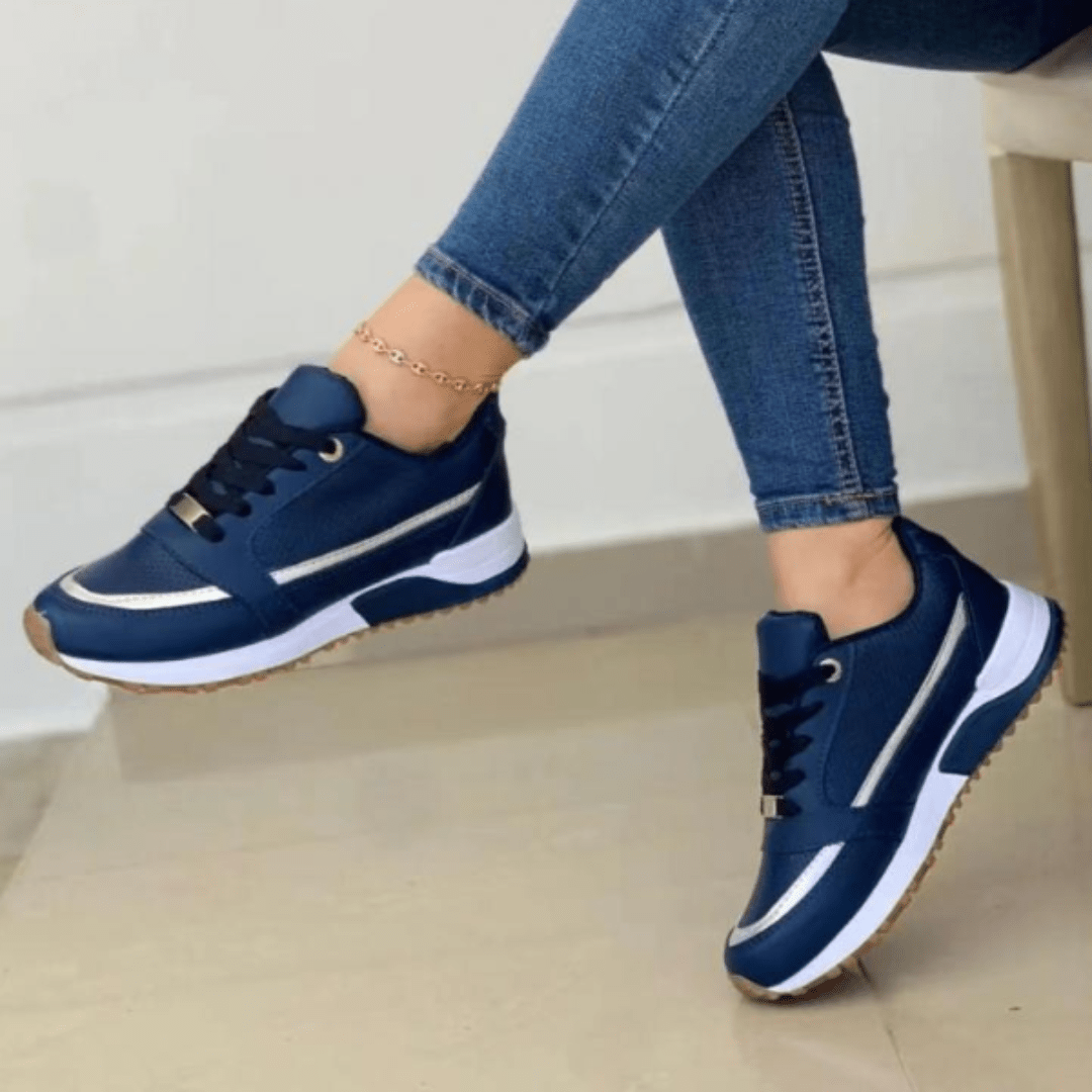 Chunky Sneakers med Metallic Detaljer og Komfortsål
